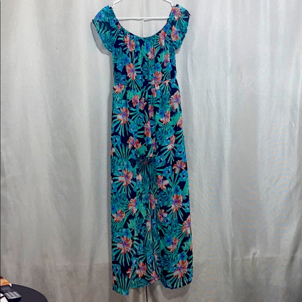 Woven romper summer vibes